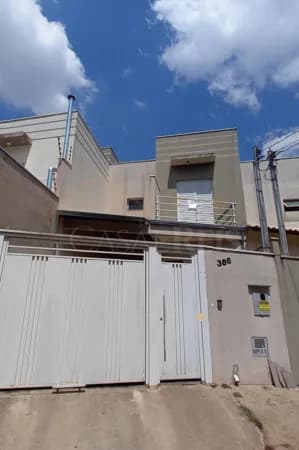 Casa/Sobrado na Zona Leste