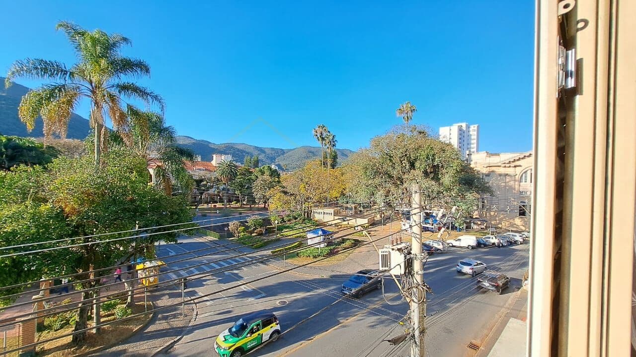 Kitnet/Flat à Venda no Centro em Poços de Caldas/MG