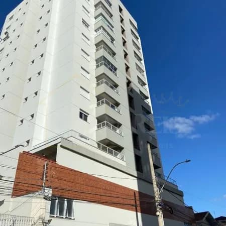 Apartamento amplo na Área Central