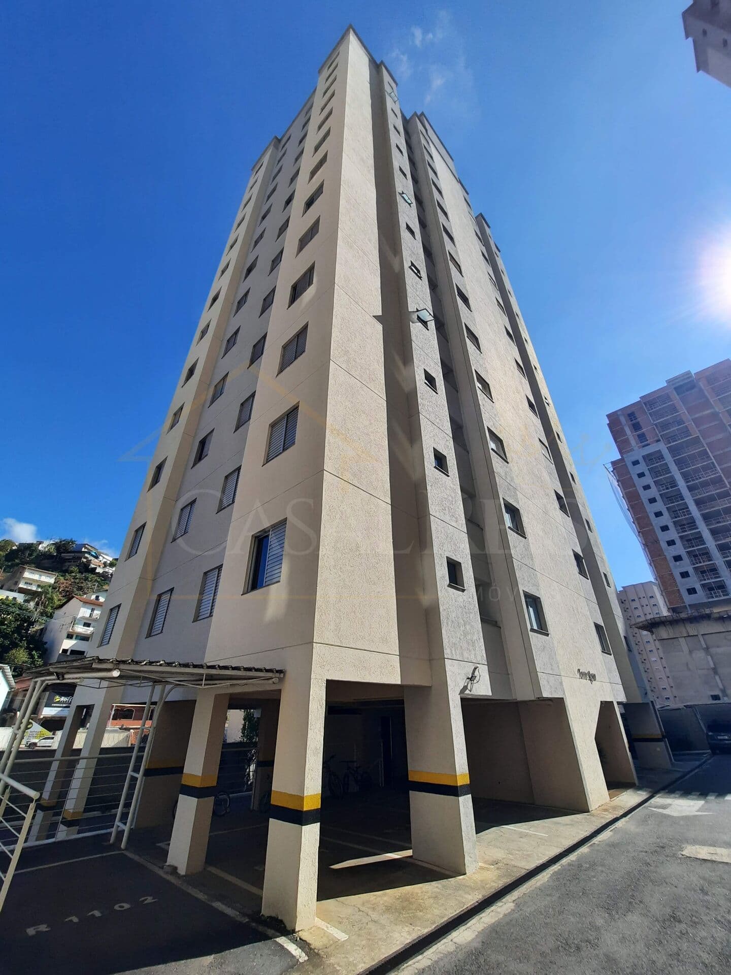 Apartamento com 2 Quartos no Centro
