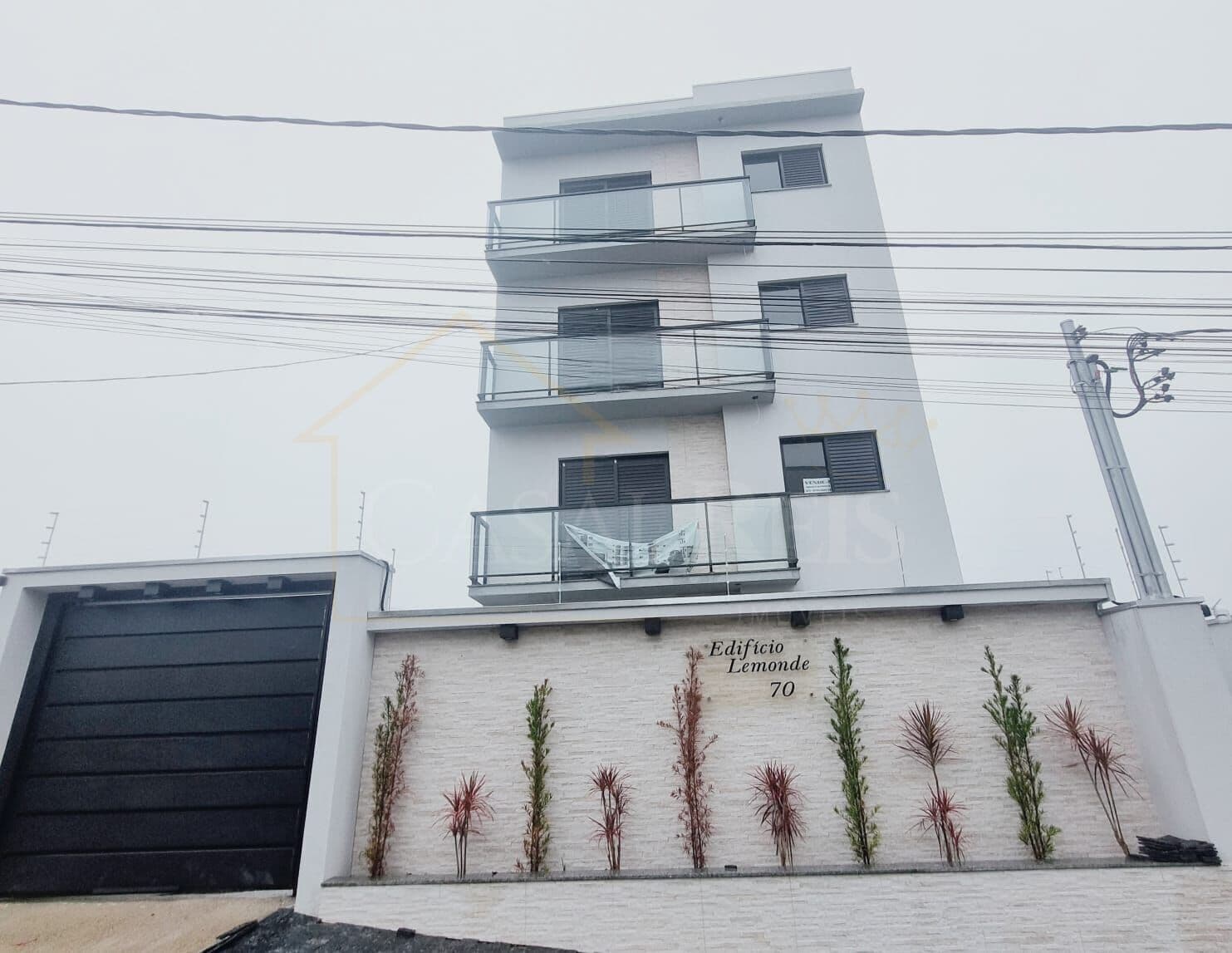 Apartamento com 3 Dorm. na Zona Oeste