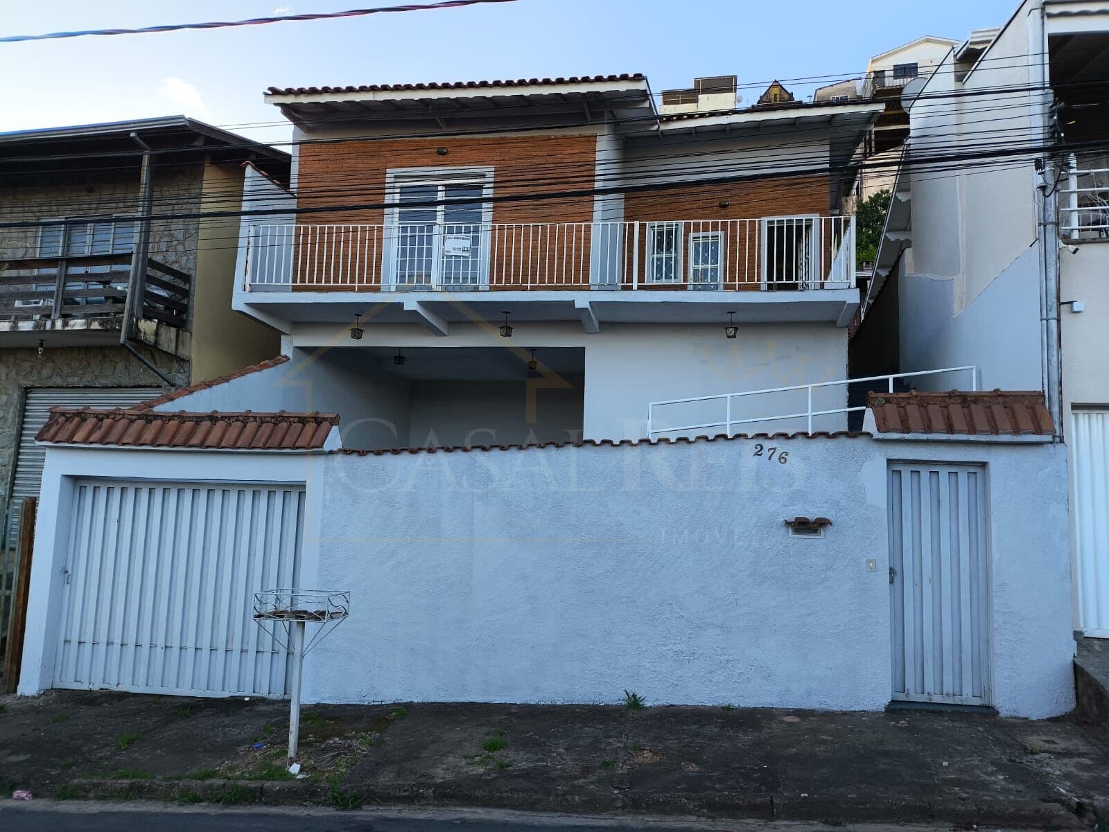 Casa de 3 Quartos na Zona Leste