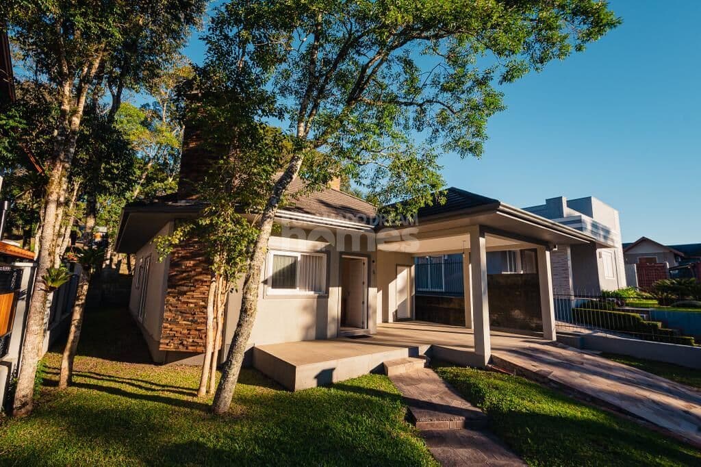 Casa pronta para morar no Carniel
