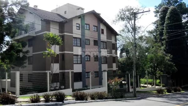 Apartamento com 2 dormitorios em Gramado