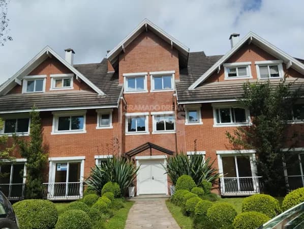 Apartamento de 3 dormitorios em Gramado