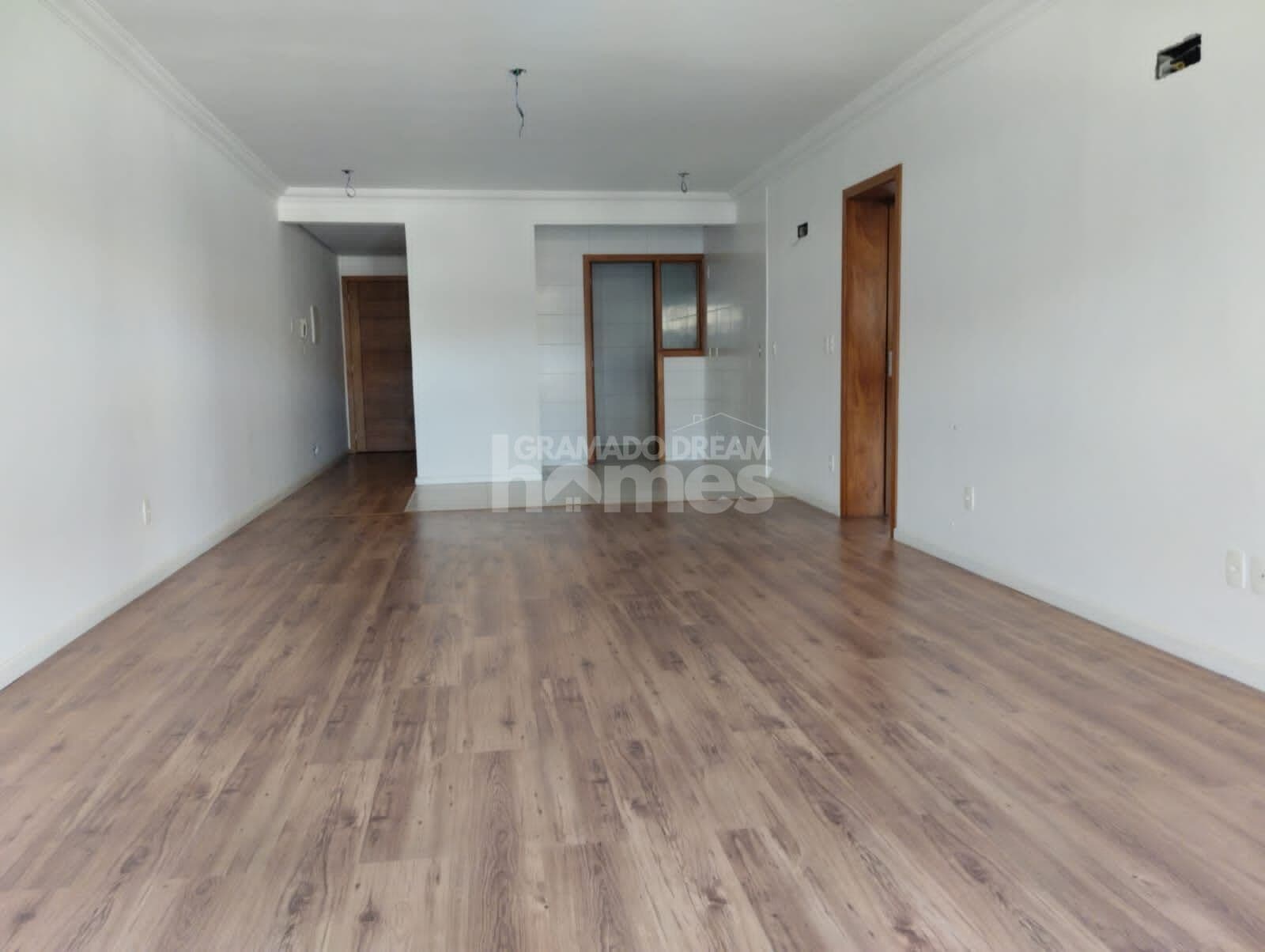 Apartamento com 03 dormitórios em Gramado