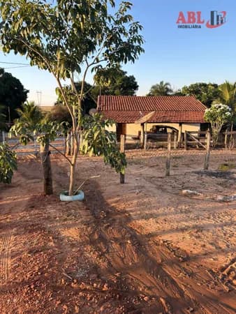 Fazenda/Sítios/Chácaras em Santa Vitória - Centro