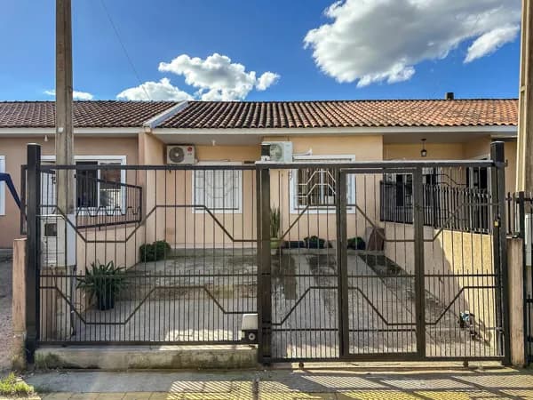 Casa 2 Dormitórios semi mobiliada