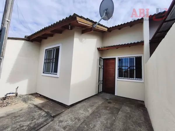 Casa 2 dormitórios Próximo a Teotonio Vilela