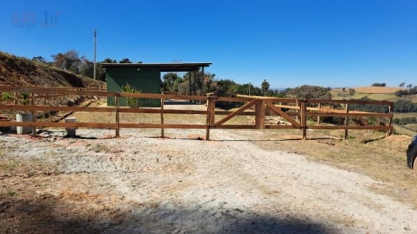 Terreno para Venda em Centro Senador Amaral-MG