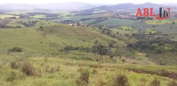 Fazenda/Sítios/Chácaras em Soledade de Minas - Centro