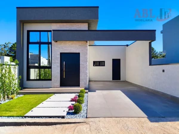 Linda Casa à Venda no Bairro Planejado Terra Nova – Gravataí