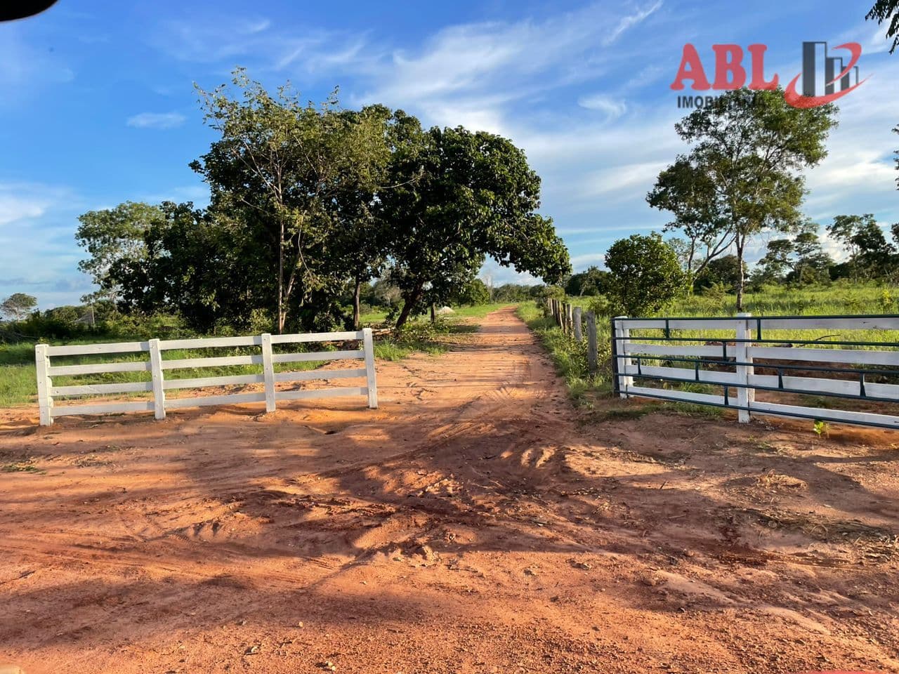 Fazenda/Sítios/Chácaras em Talismã - Centro
