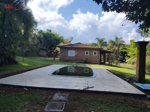 Sítio para Venda em Centro Cambuí-MG