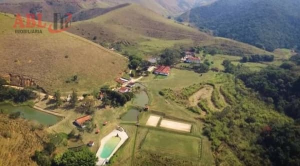 Fazenda para Venda em Centro Piquete-SP