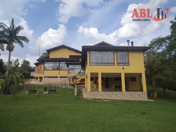 Fazenda/Sítios/Chácaras em Cambuí - Centro