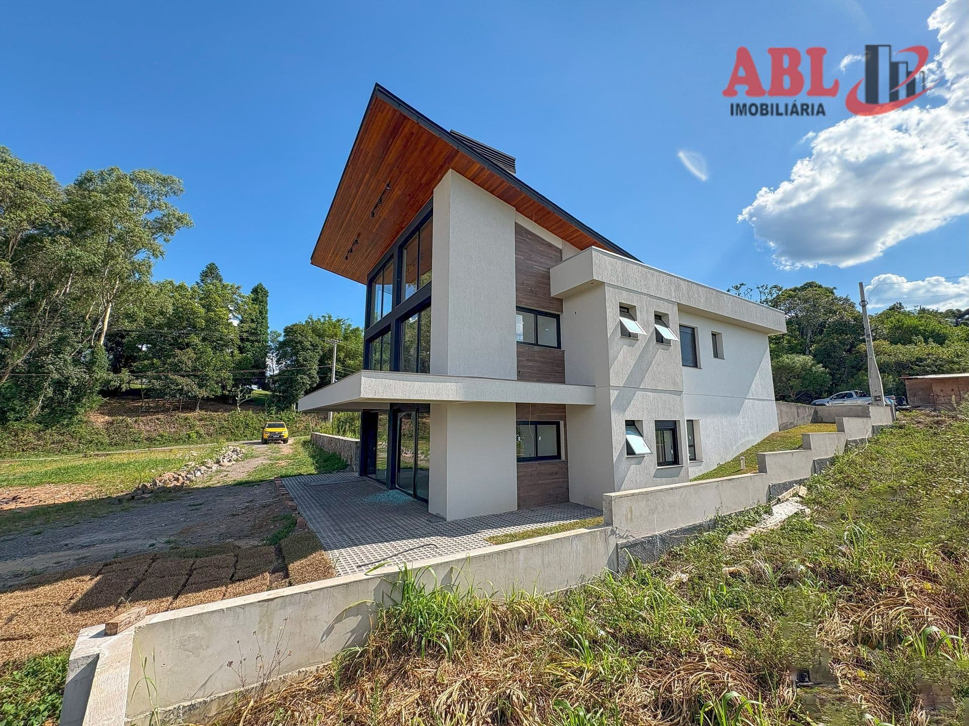 Casa em Monte Belo do Sul - Centro