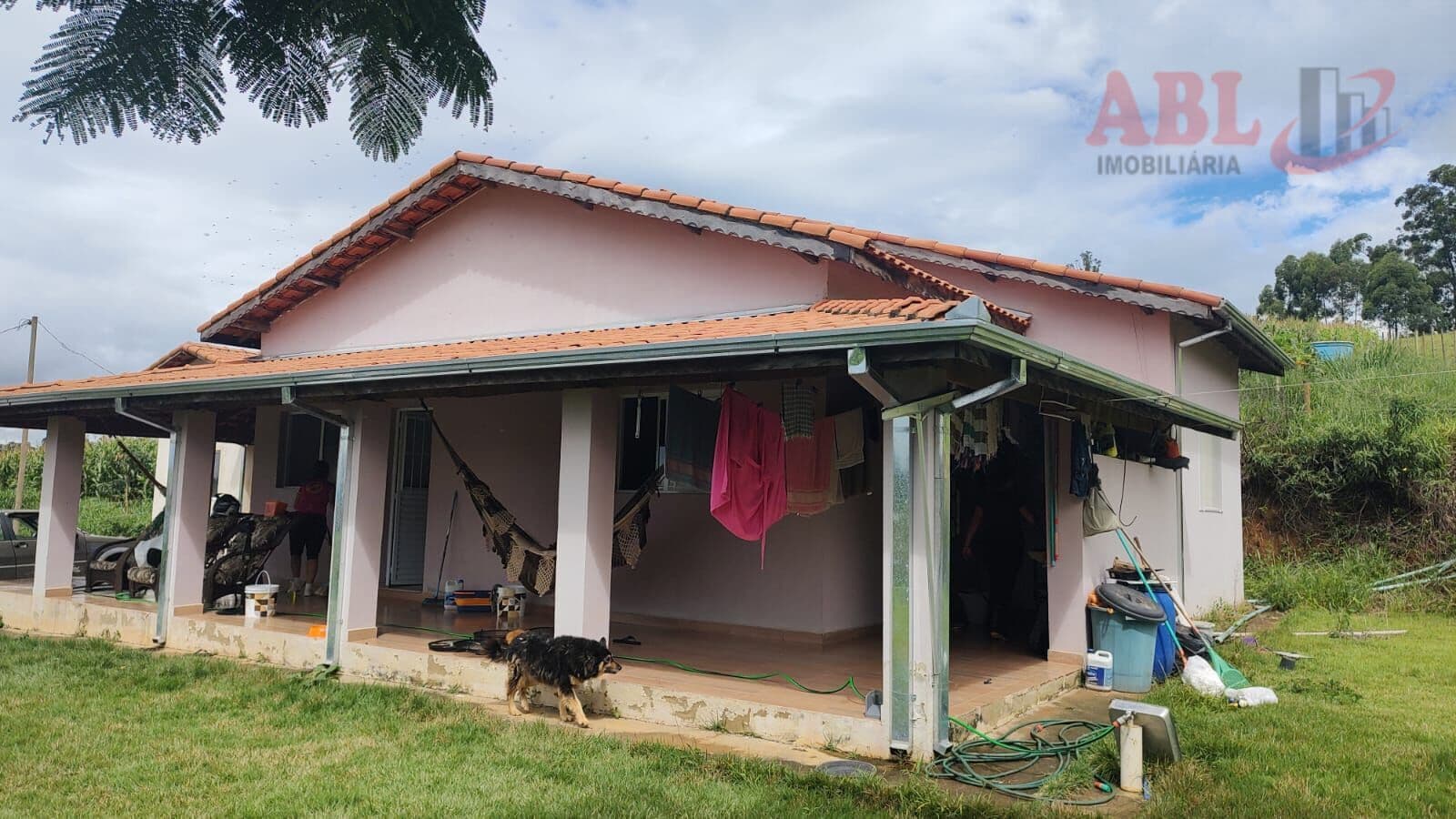 Fazenda/Sítios/Chácaras em Estiva - Centro