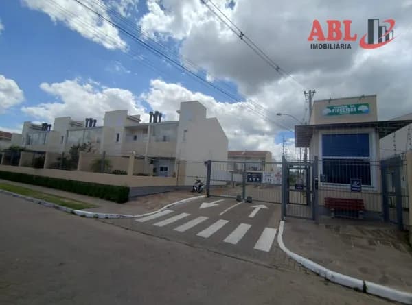 Casa de Condomínio em Porto Alegre - Restinga