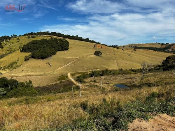 Terreno para Venda em Centro Senador Amaral-MG