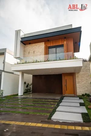 Casa Alto Padrão Sobrado à venda no bairro Centro - Gravataí/RS
