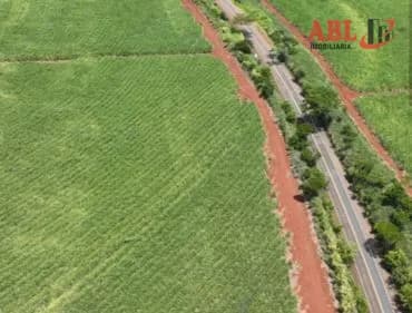 Fazenda/Sítios/Chácaras em Ribeirão Bonito - Centro