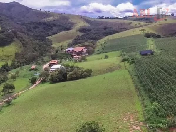 Fazenda/Sítios/Chácaras em Soledade de Minas - Centro