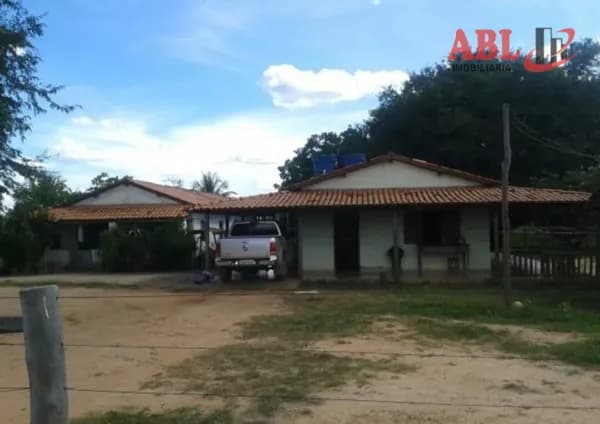 Fazenda/Sítios/Chácaras em Januária - Centro