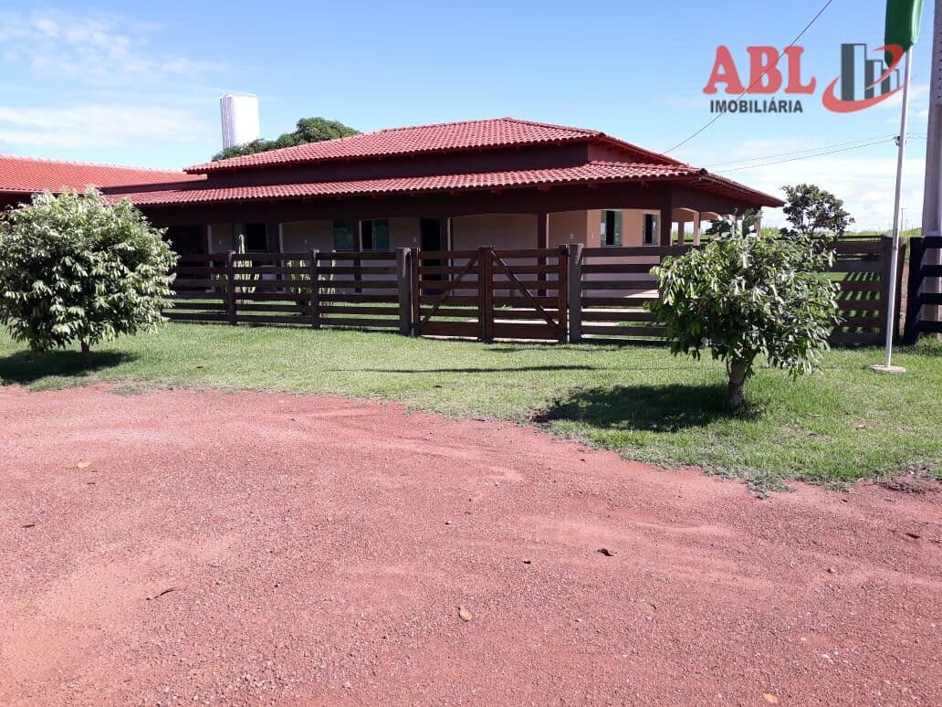 Fazenda/Sítios/Chácaras em Porangatu - Centro