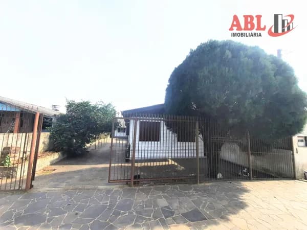 Terreno com 2 casas no Pátio no Bairro São Vicente, Gravataí/RS