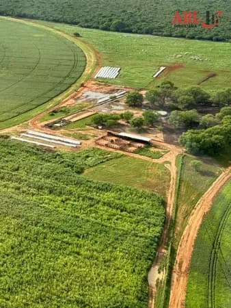 Fazenda/Sítios/Chácaras em Manga - Centro