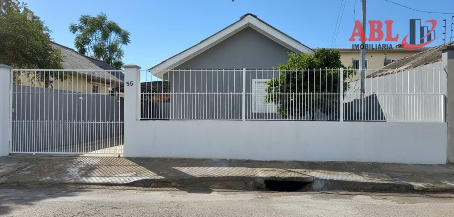 Casa 03 dormiórios uma suite a venda - Cachoeirinha/RS