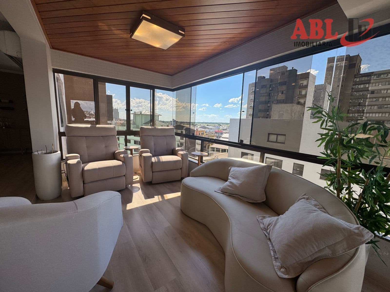 Apartamento em Cachoeirinha - Vila Eunice Nova