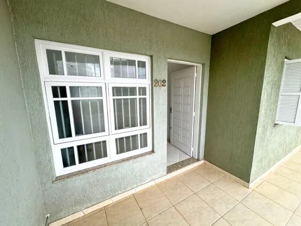 Apartamento Térreo com Pátio