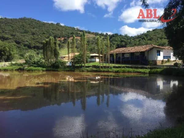 Fazenda/Sítios/Chácaras em Carmópolis de Minas - Centro