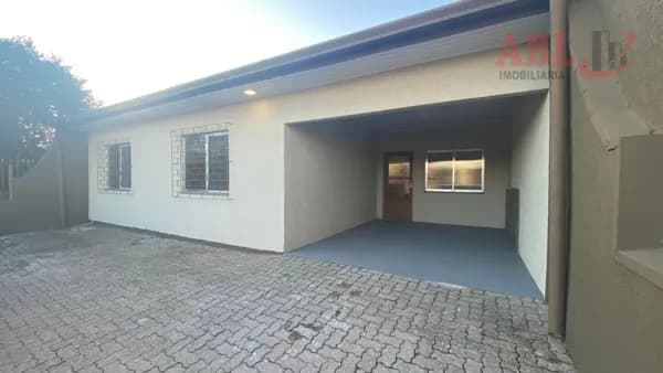 Casa 3 dormitórios (sendo 1 suíte)