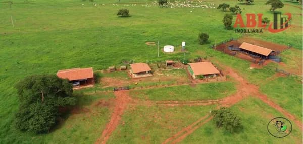 Fazenda/Sítios/Chácaras em Campina Verde - Centro
