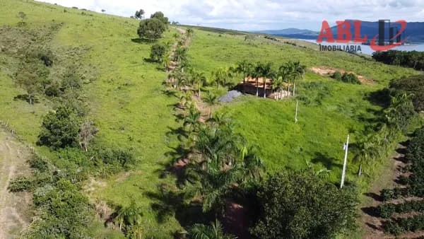 Fazenda/Sítios/Chácaras em Carmo do Rio Claro - Centro