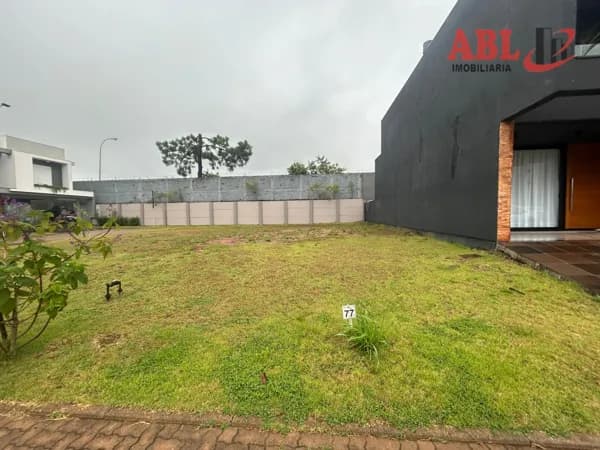 Terreno Plano em Condomínio Fechado Bella Vitta à venda no bairro Central Park - Cachoeirinha/RS