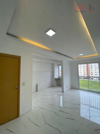 Apartamento 2 dormitórios com Suíte Residencial Locatelli