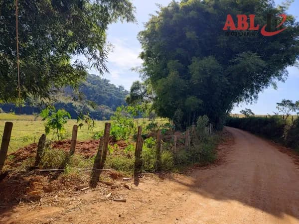 Lote/Terreno em Cambuí - Centro