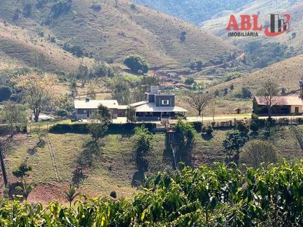 Fazenda/Sítios/Chácaras em São Lourenço - Centro