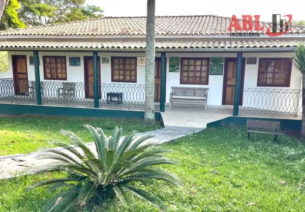 Fazenda/Sítios/Chácaras em Santo Antônio do Amparo - Centro