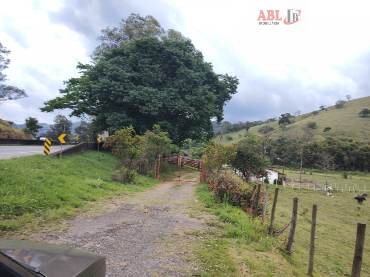 Sítio para Venda em Centro Cambuí-MG
