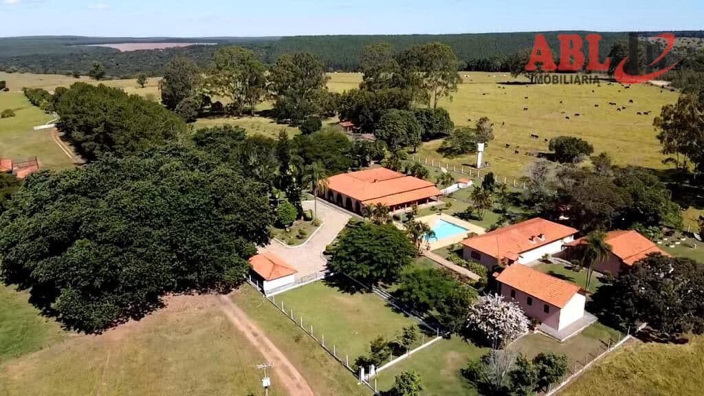 Fazenda/Sítios/Chácaras em Itatinga - Centro