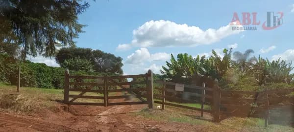 Fazenda/Sítios/Chácaras em Campanha - Centro