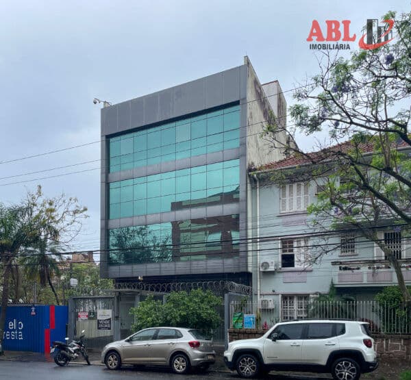 Prédio/Edifício Inteiro em Porto Alegre - Floresta