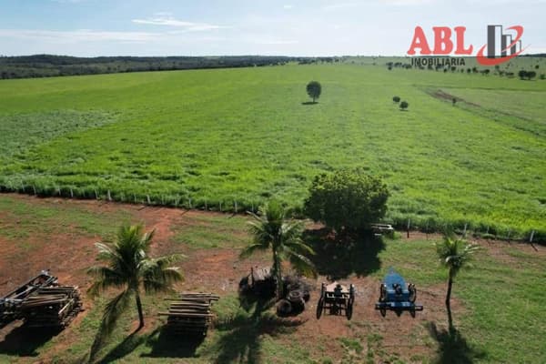 Fazenda/Sítios/Chácaras em Minaçu - Setor Central