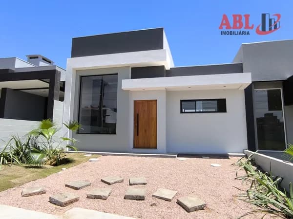 Casa Padrão 3 dormitórios 1 suíte com amplo Pátio em Viamão