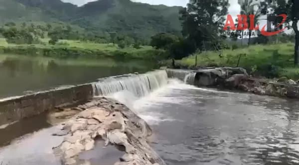 Fazenda/Sítios/Chácaras em Monte Alegre de Goiás - Centro